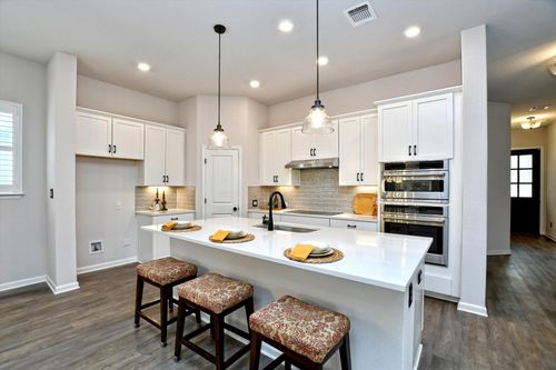 116 Monterey Oak Trl, Georgetown, TX, 78628-2561 | Card Image