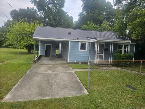 5106 Gavins St, Fayetteville, NC, 28303-3520 | Card Image