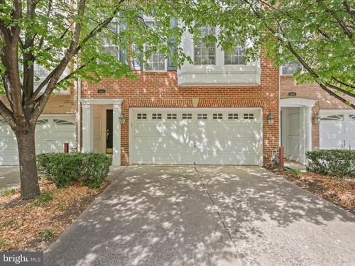 32-4086 Clovet Dr, FAIRFAX, VA, 22030-0983 | Card Image