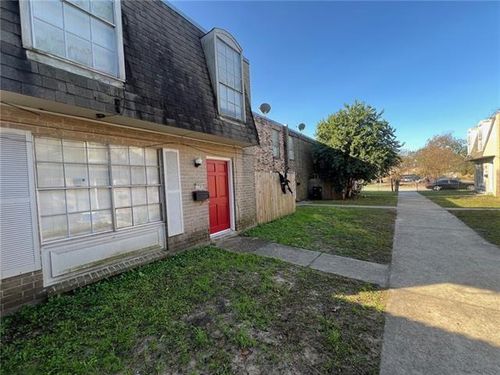 3260 Kabel Dr, New Orleans, LA, 70131-6922 | Card Image