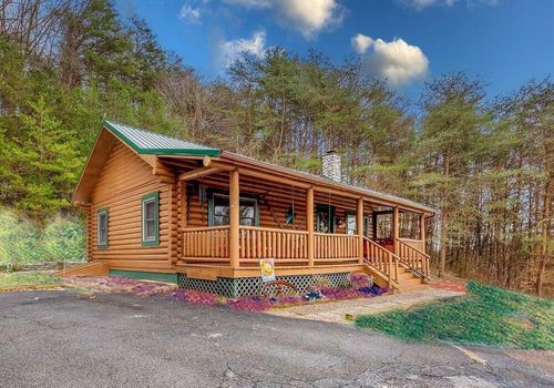 13500 Pleasant Valley Rd, Rockbridge, OH, 43149-9644 | Card Image