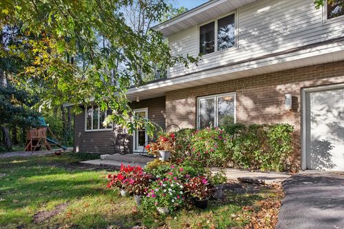 18111 Ixonia Ave, Lakeville, MN, 55044-8922 | Card Image