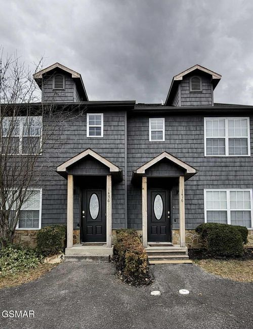 1456 William Holt Blvd, Sevierville, TN, 37862-6308 | Card Image