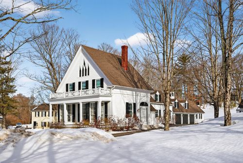 1090 Pittston School Street, Pittston, ME, 04345 | Card Image