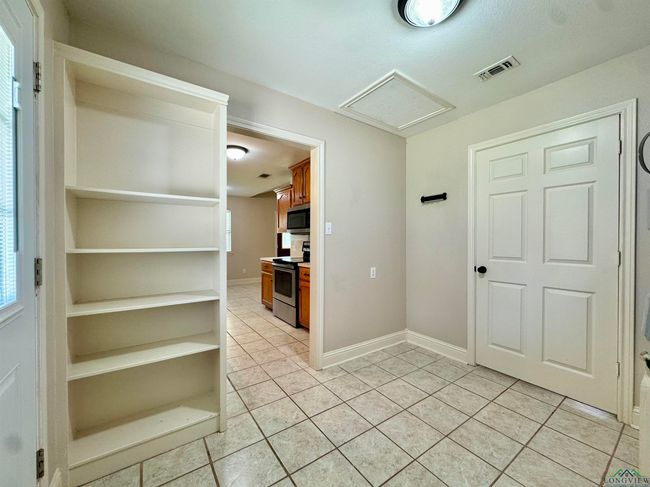 308 N Dogwood St, House other with 2 bedrooms, 2 bathrooms and null parking in Ore City TX | Image 19