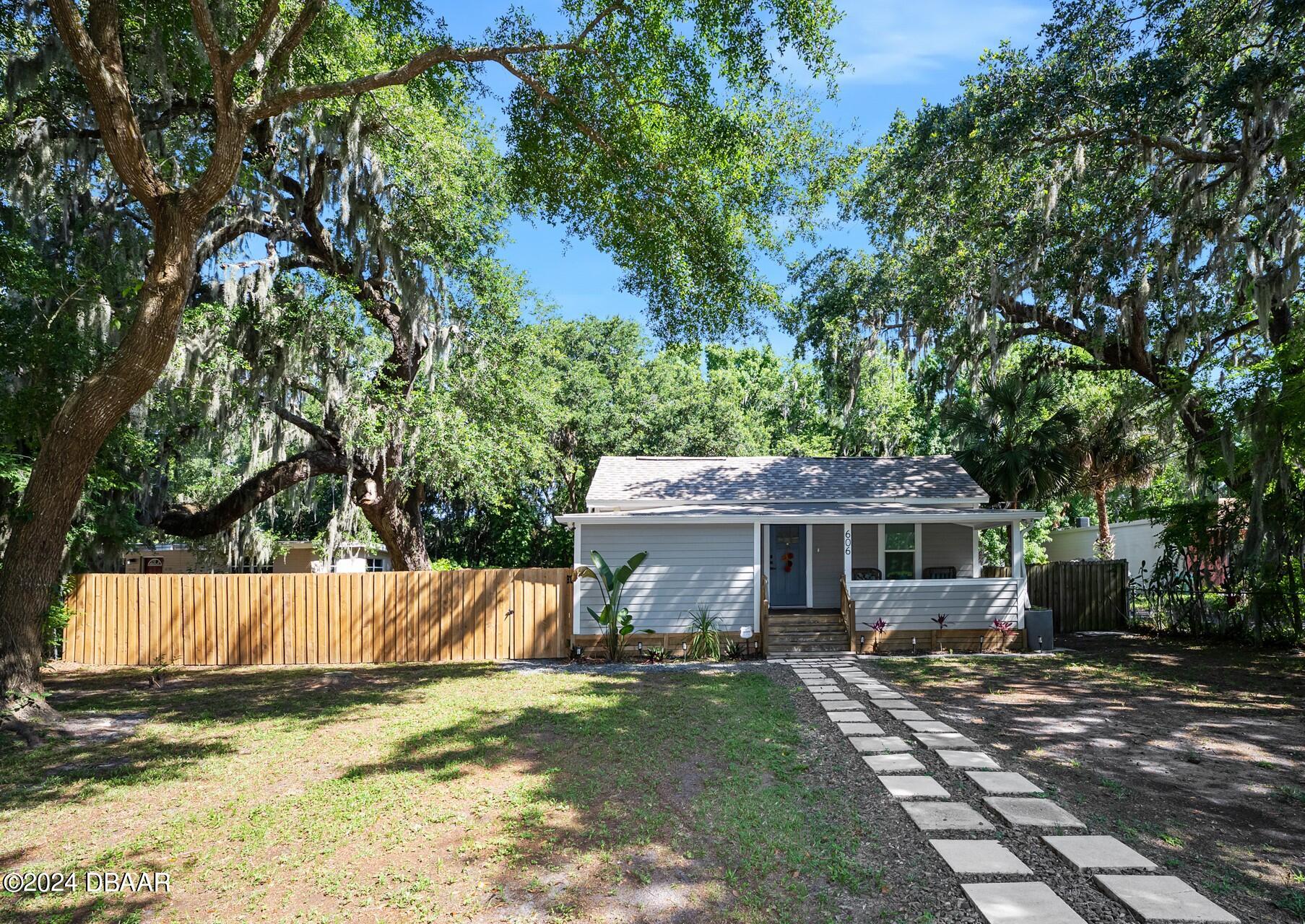 3rd St, Daytona Beach, FL 32117