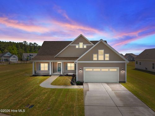 3209 Honeysuckle Dr, Winterville, NC, 28590-4300 | Card Image