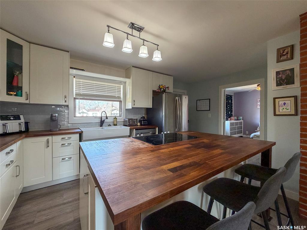 Residential in Eastend 4