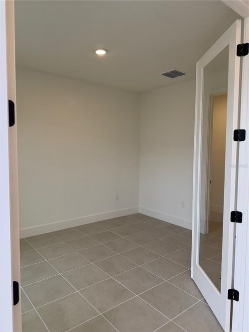 15274 Groveside Rd, WINTER GARDEN, FL, 34787-5880 | Card Image