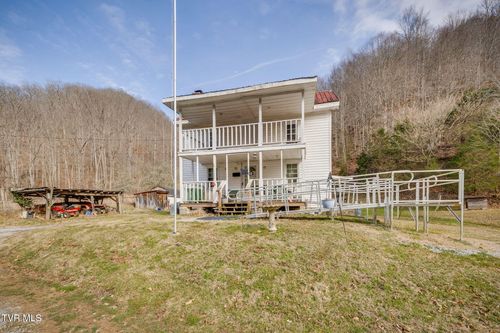 547 Wynding Way, Fort Blackmore, VA, 24250-1102 | Card Image