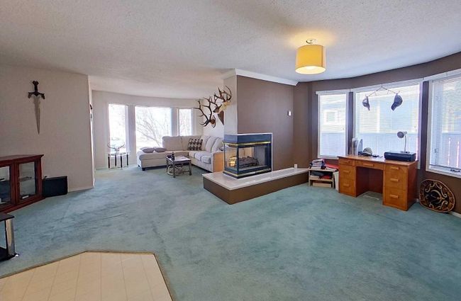 222 2 Avenue Ne, Home with 4 bedrooms, 3 bathrooms and 3 parking in Three Hills AB | Image 5