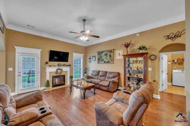 404 Hunts Landing Dr, House other with 3 bedrooms, 2 bathrooms and null parking in Kathleen GA | Image 24