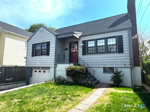 24 Homestead Ave, Stamford, CT, 06902-7212 | Card Image