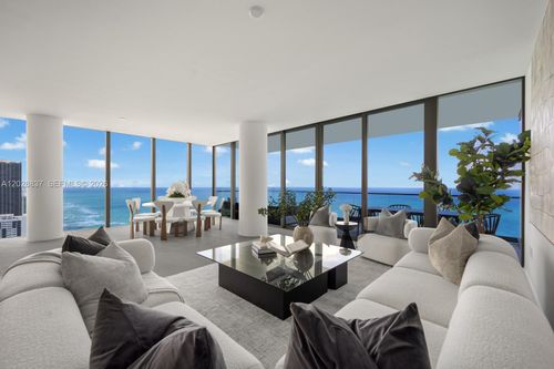 32a-2000 S Ocean Dr, HALLANDALE BEACH, FL, 33009-6893 | Card Image
