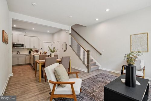 16252 Connors Way, ROCKVILLE, MD, 20855-2390 | Card Image