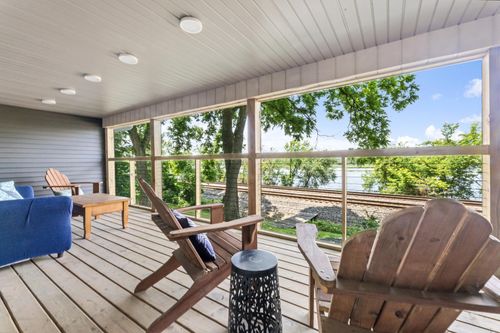 1495 The Great River Rd, Nelson, WI, 54756 | Card Image