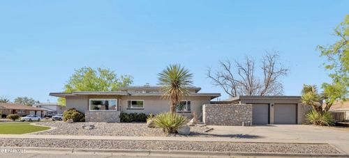 9900 Fenway Dr, El Paso, TX, 79925-6824 | Card Image
