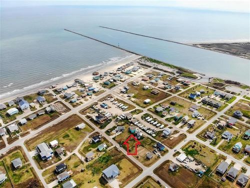 323 Texas St, Surfside Beach, TX, 77541-9162 | Card Image