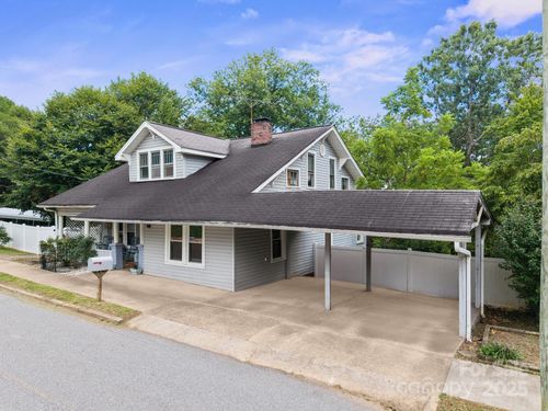 241 4th Ave N, Taylorsville, NC, 28681-2239 | Card Image