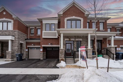 12 Keppel Cir, Brampton, ON, L7A5K4 | Card Image