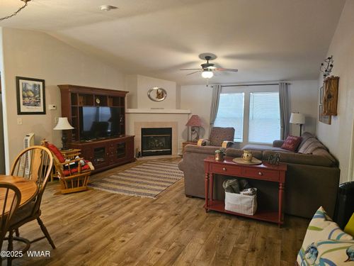 e-4323 E Blue Ridge Loop, Pinetop, AZ, 85935-8520 | Card Image