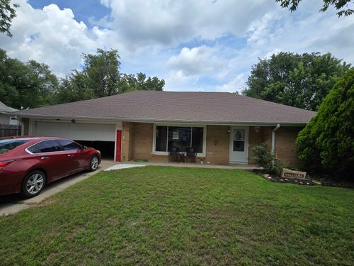 1816 E 20th Avenue, Winfield, KS, 67156 | Card Image