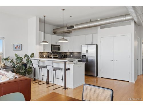 apt-311-2900 N Downing St, Denver, CO, 80205-4490 | Card Image