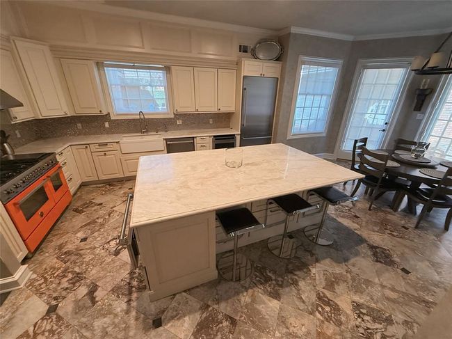 Kitchen | Image 14