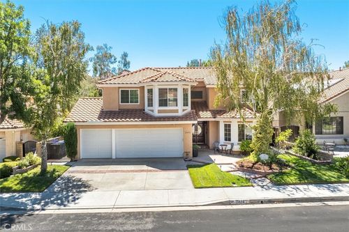 23456 Thornewood Dr, Newhall, CA, 91321-3954 | Card Image