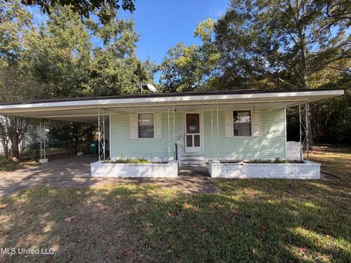 2114 Eden St, Pascagoula, MS, 39581-2622 | Card Image