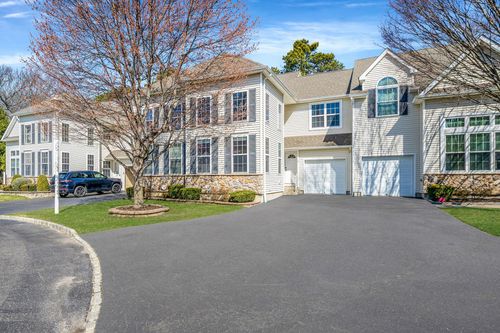 17-17 Grand Canyon Ct, Bohemia, NY, 11716-4124 | Card Image
