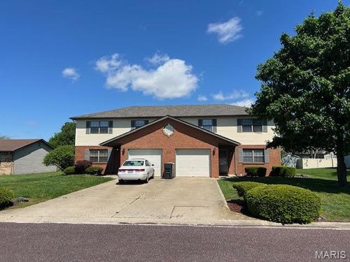 1-and-2-261 Aaron Ct, Mascoutah, IL, 62258-2809 | Card Image