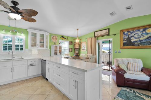 29313 Coconut Palm Dr, Big Pine Key, FL, 33043-6009 | Card Image