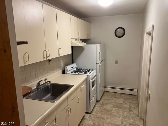 797 Chestnut St, House other with 5 bedrooms, 3 bathrooms and null parking in Union NJ | Image 24