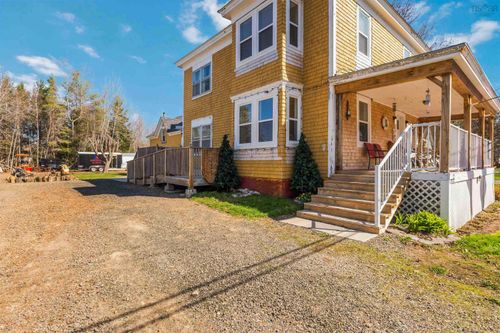 15 George Street, Middleton, NS, B0S1P0 | Card Image