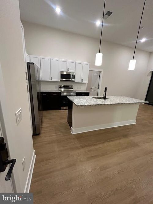 111-624 Main St, ROYERSFORD, PA, 19468-2402 | Card Image