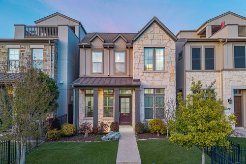 5451 Ashby Grove St, Dallas, TX, 75209-6220 | Card Image