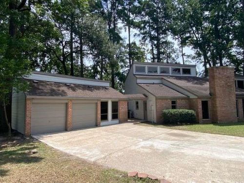 605 Jeff Davis Ct, Conroe, TX, 77302-3815 | Card Image