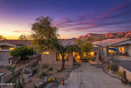 8075 E Chip Shot Ct, Gold Canyon, AZ, 85118-5050 | Card Image