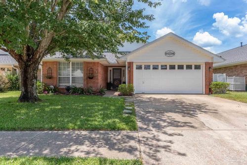 33 Littleton St, Cantonment, FL, 32533-6555 | Card Image
