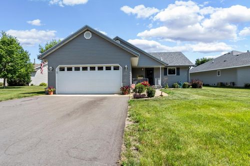 1286 Westbrook Cir, Alexandria, MN, 56308-5294 | Card Image