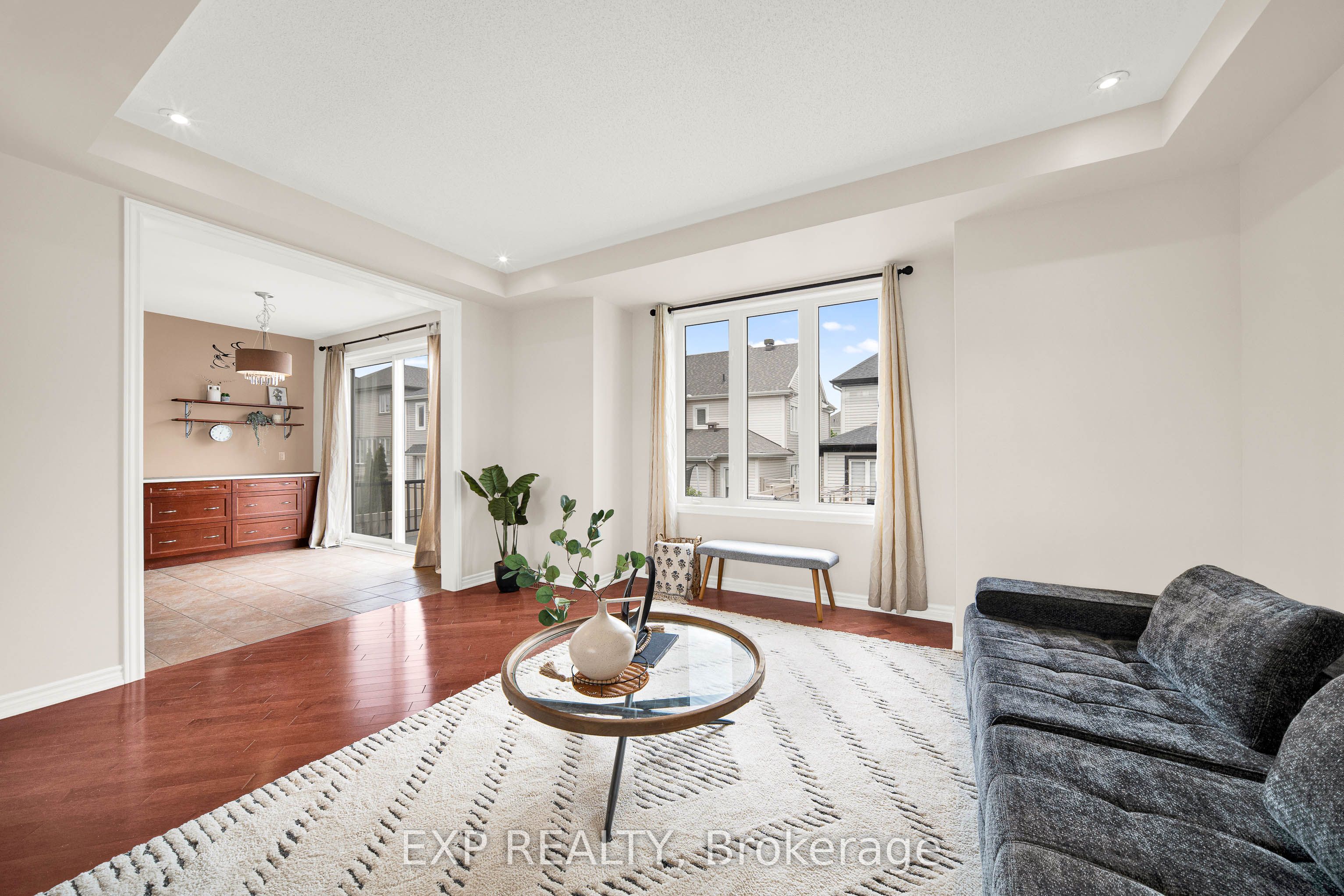 Residential in Barrhaven 4