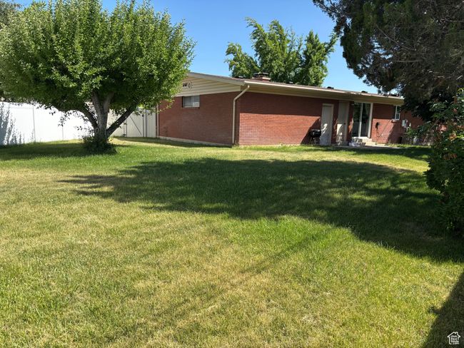 View of yard | Image 5