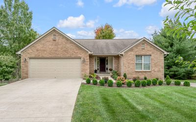 252 Shaw Court, House other with 2 bedrooms, 2 bathrooms and null parking in Versailles KY | Image 1