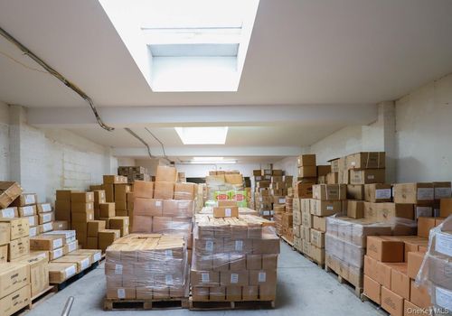 36 36th St, Astoria, NY, 11106-1344 | Card Image