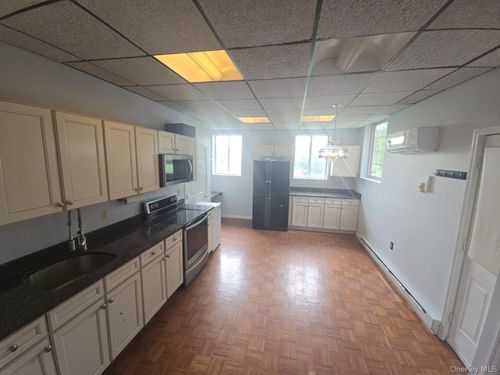 apt-rl-175 S Montgomery St, Walden, NY, 12586-1664 | Card Image