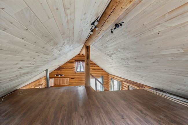 Guest cabin loft | Image 36