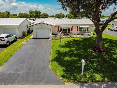 8552 N Campanelli Blvd, Plantation, FL, 33322-5520 | Card Image