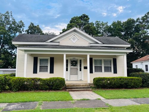 588 Second St, Ayden, NC, 28513-7202 | Card Image