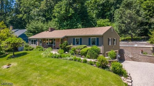 36 Leamoor Dr, Morris Plains, NJ, 07950-1923 | Card Image
